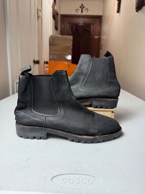 Thursday Boot Company Legend Chelsea Leather Lug Sole Ankle Boots Women Sz 8.5